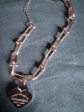 Tiffany & Co. Silver Heart Tag Paperclip Chain bracelet